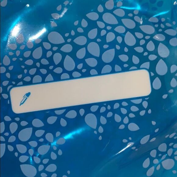 Traveling storage liquids bundle - Picture 7 of 9